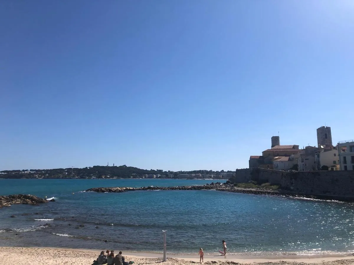 Vieil Antibes, Ravissant 2P Avec Petite Terrasse Apartment France